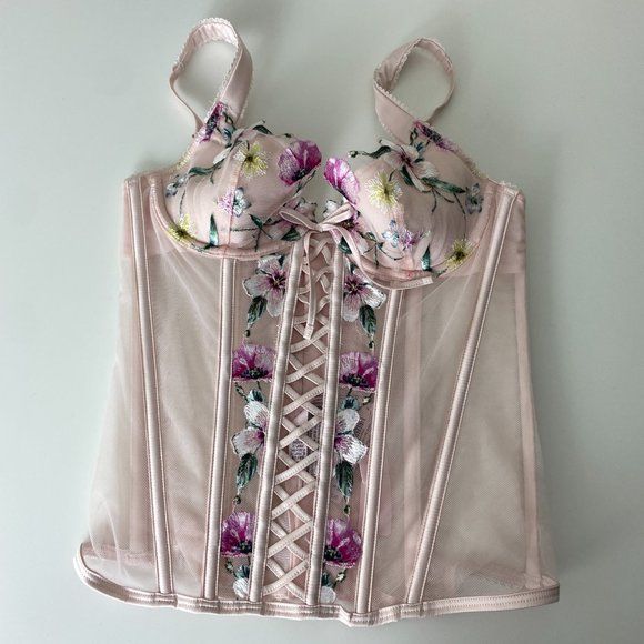 Victoria's Secret VERY SEXY Floral Embroidered Lace Corset Top - Picture 3 of 5